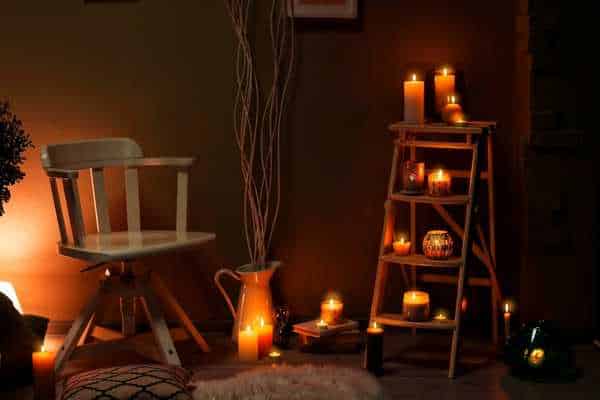 Romantic Room Decoration With Candles