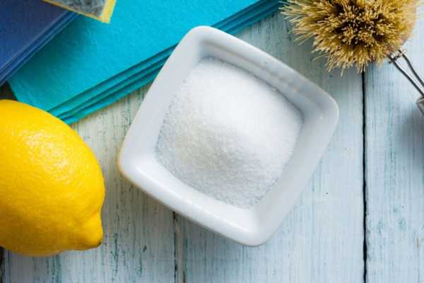 Use Salt And Lemon To Clean enamel cookware 