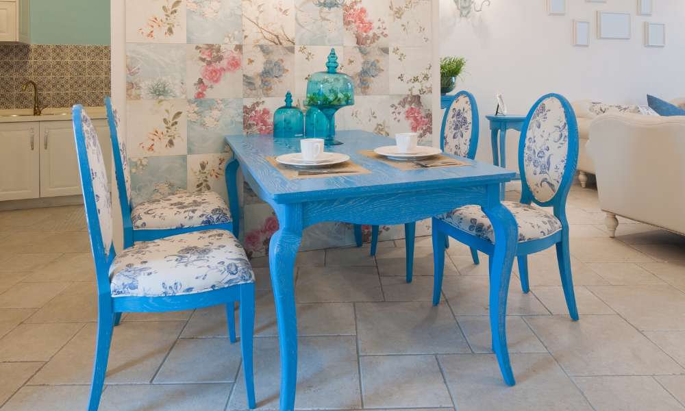 how to paint dining chairs