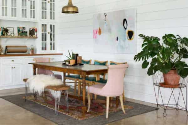 Mixing Vintage and Contemporary Dining Chairs
How to Mix Dining Chairs