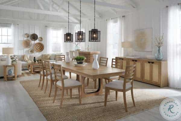 Coordinating Chairs with Dining Table Style
How to Mix Dining Chairs