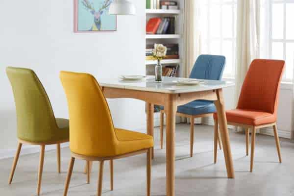 Utilizing Bold Colors for Eclectic Mix
How to Mix Dining Room Chairs