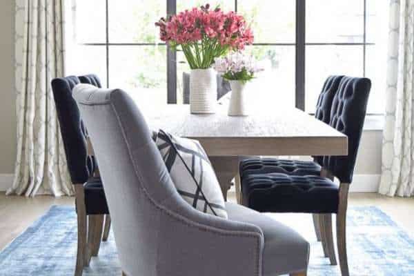 Ensuring Comfort and Style Go Together
How to Mix Dining Room Chairs