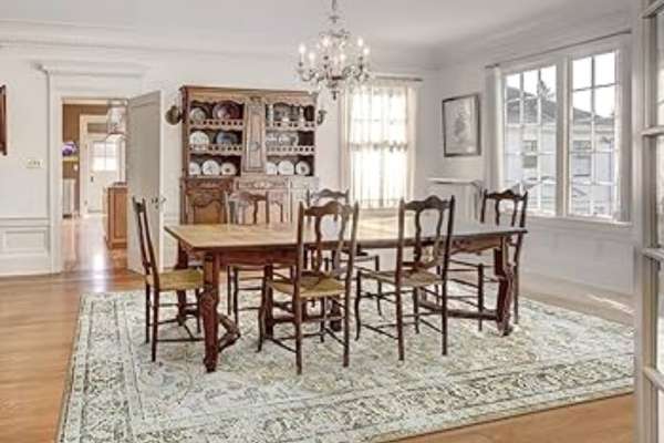 How to Determine the Right Size for Your Space
How to Measure for Dining Room Rug